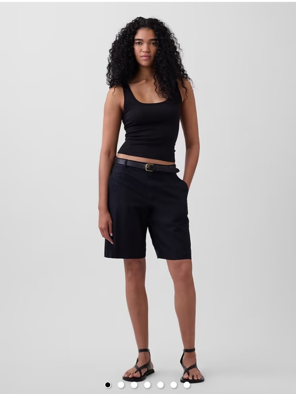 GAP 9" Low Rise Linen-Blend Trouser Shorts